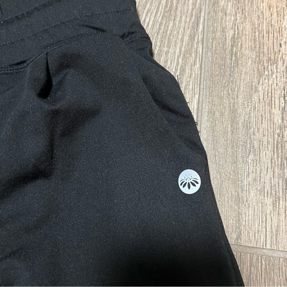 Senita Athletics Weekend Joggers - Black - Size M - Picture 9 of 13